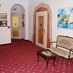 Altstadt Mosser Mit Parkplatz 4* Villach