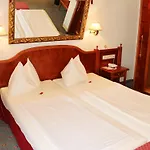 Altstadt Mosser Mit Parkplatz Hotel 4*