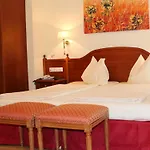 Hotel Altstadt Mosser Mit Parkplatz 4*