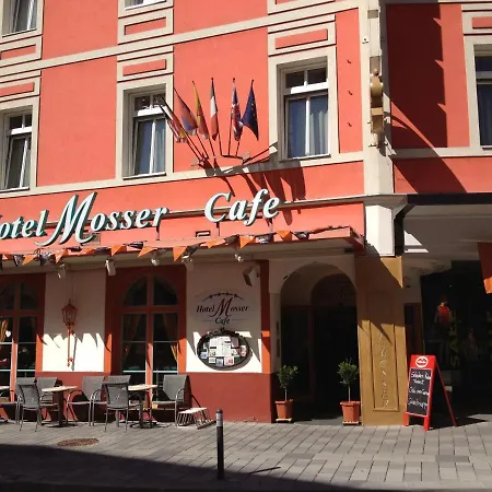 Altstadt Mosser Mit Parkplatz 4* Villach