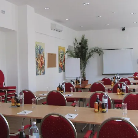 Altstadthotel Mosser 4* Villach