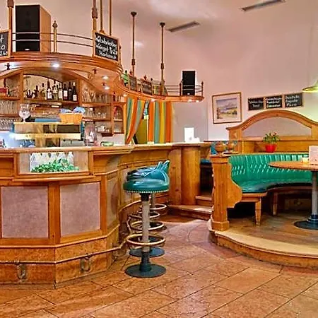 Hotel Altstadt Mosser Mit Parkplatz 4*