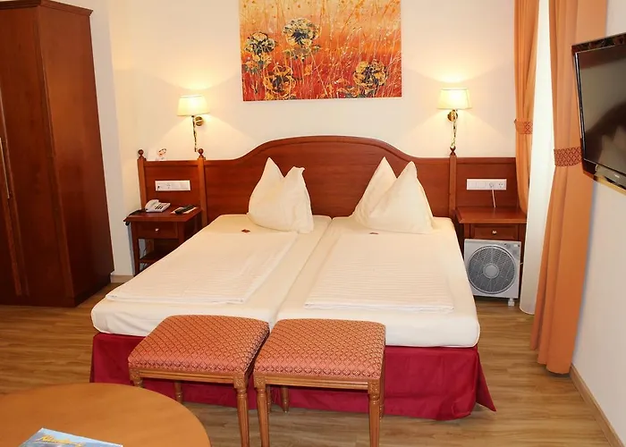 Hotell Altstadt Mosser Mit Parkplatz 4*