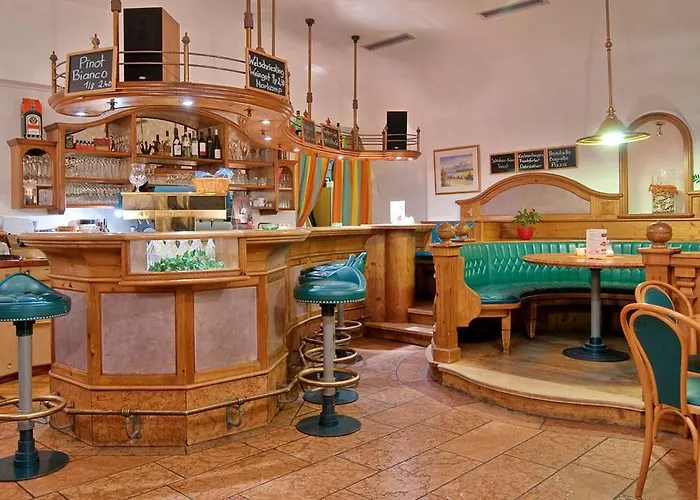 Altstadt Mosser Mit Parkplatz Otel 4*